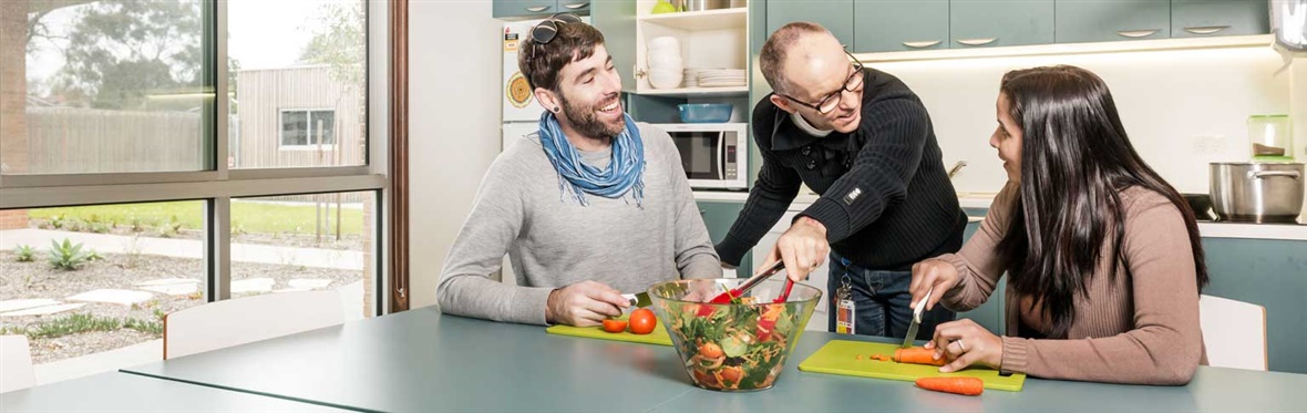 Cooking class in the Community Recovery Program